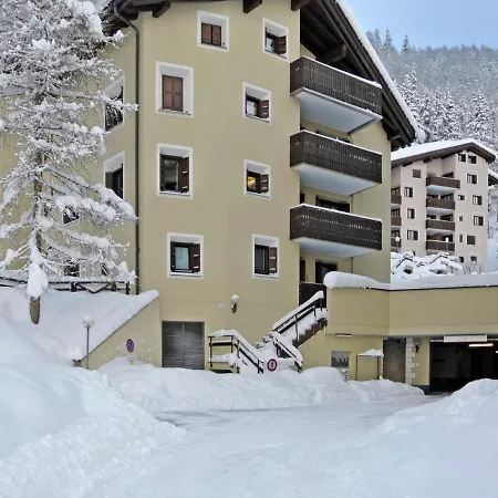 아파트 Residenza Chesa Margun 78-1 By Interhome 주를레