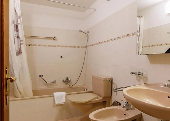 Apartment Residenza Chesa Margun 78-1 By Interhome